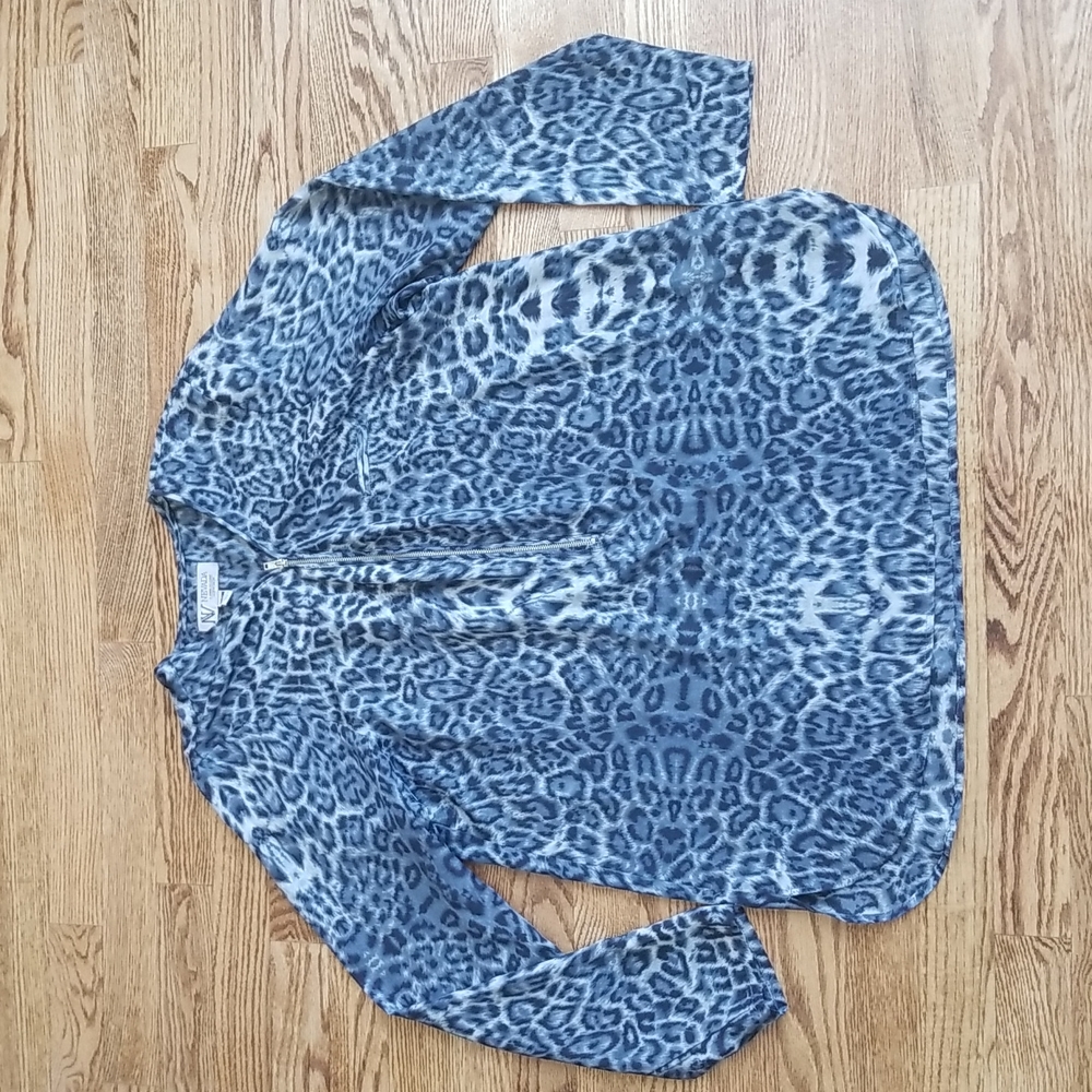 (L) Nevada Animal Print Flowy Zipper Front Blouse Business Casual Fall Accents